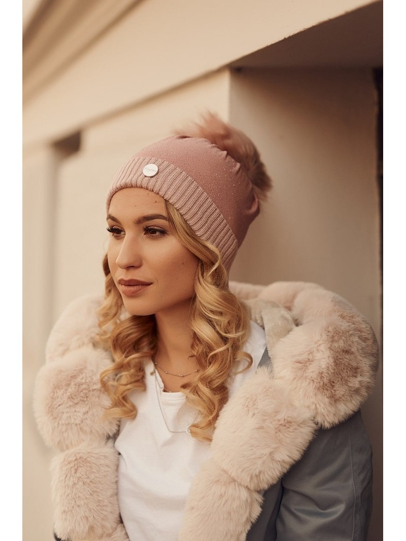 Hat with a pompom speckled with glitter, pink C58 - Online store - Boutique